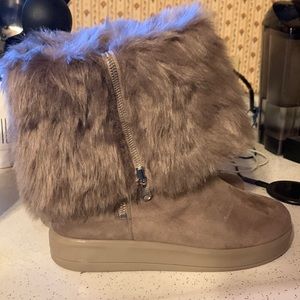 Women’s Comfortview The Shia Wide Calf Boot